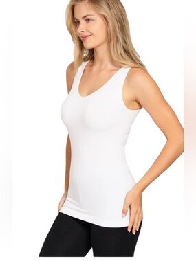 Zenana White stretchy Seamless Two Way Tank Top